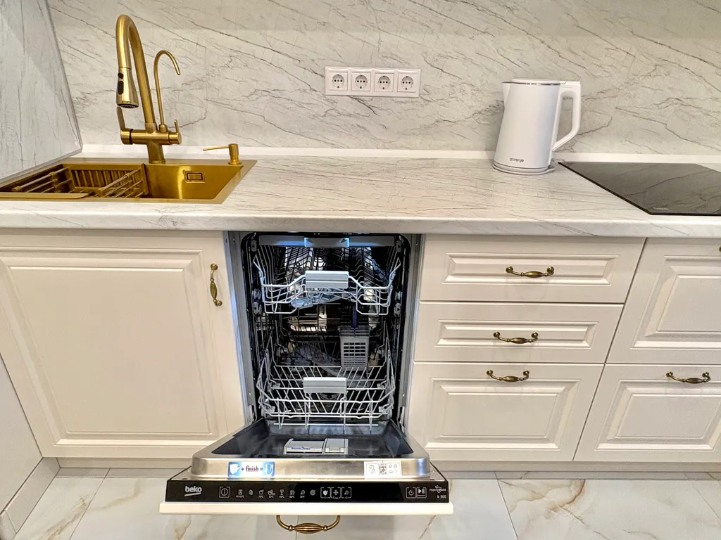 Шикарная новая евротрехкомнатная квартира с парковкой