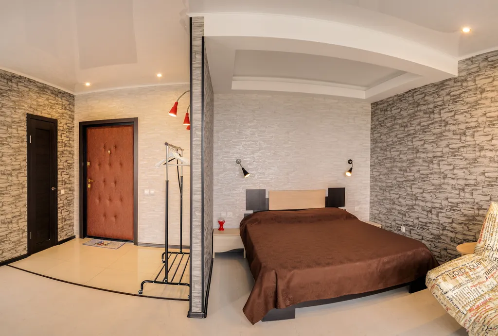 Студия с панорамным видом на город