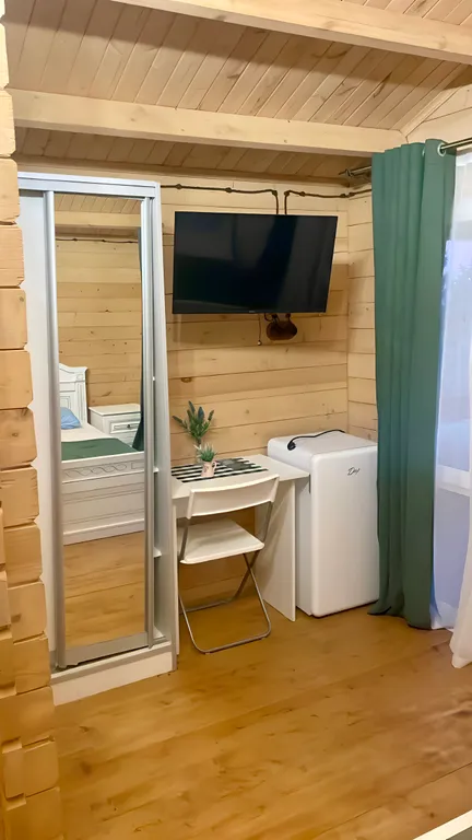 Эко-домик у моря на белых скалах