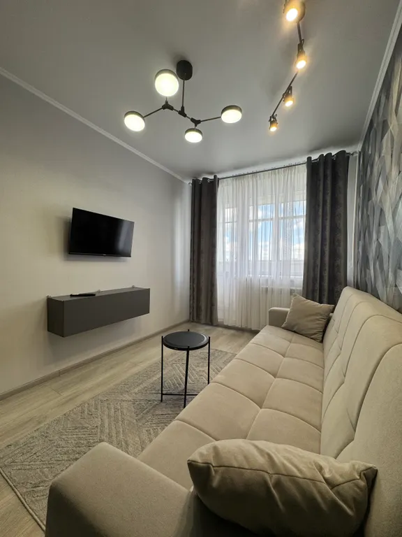 Квартира в отличном районе — аренда посуточно в Оренбург