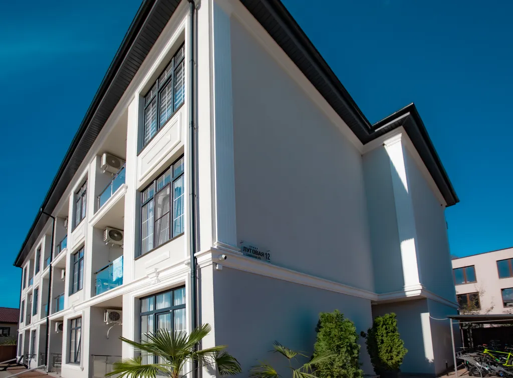 Уютная квартира с бассейном