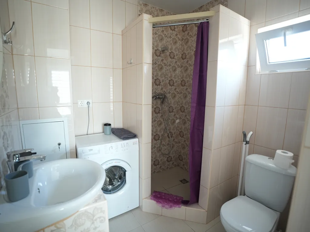 Квартира Квартира Уютная студия в центре — Сириус