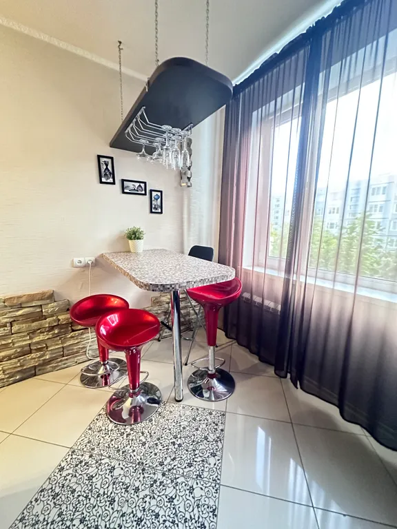 Двухкомнатная квартира в спальном районе