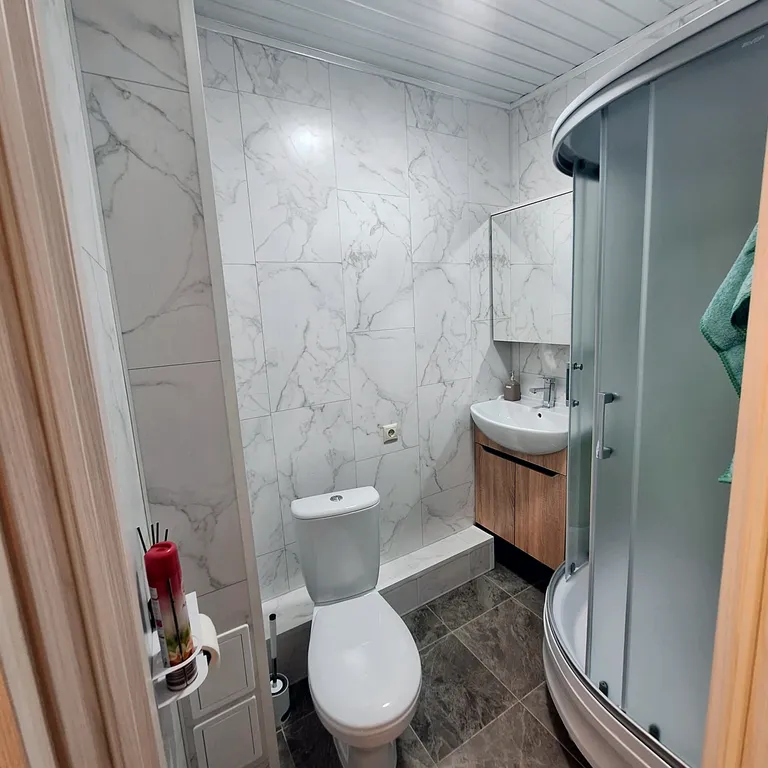 Светлая, уютная двухкомнатная квартира после свежего ремонта