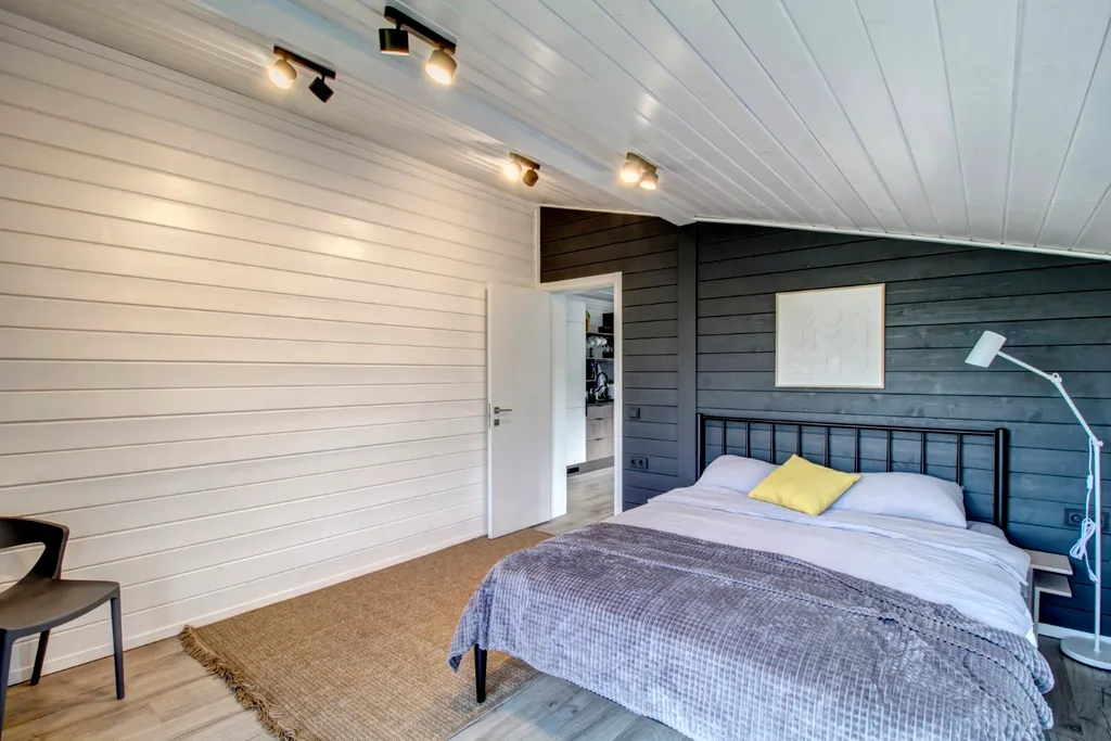 Уютный дoм с видом на лес в молoдoм пocёлкe