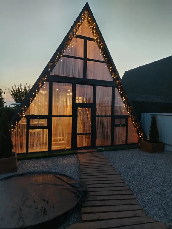 Коттедж А-фрейм