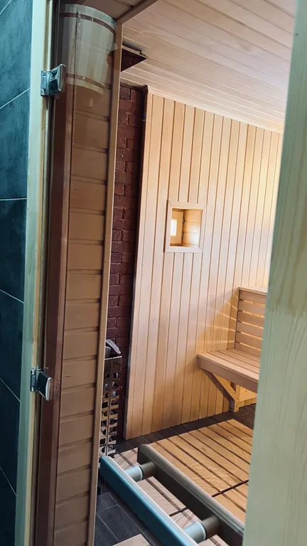 Вилла на берегу реки