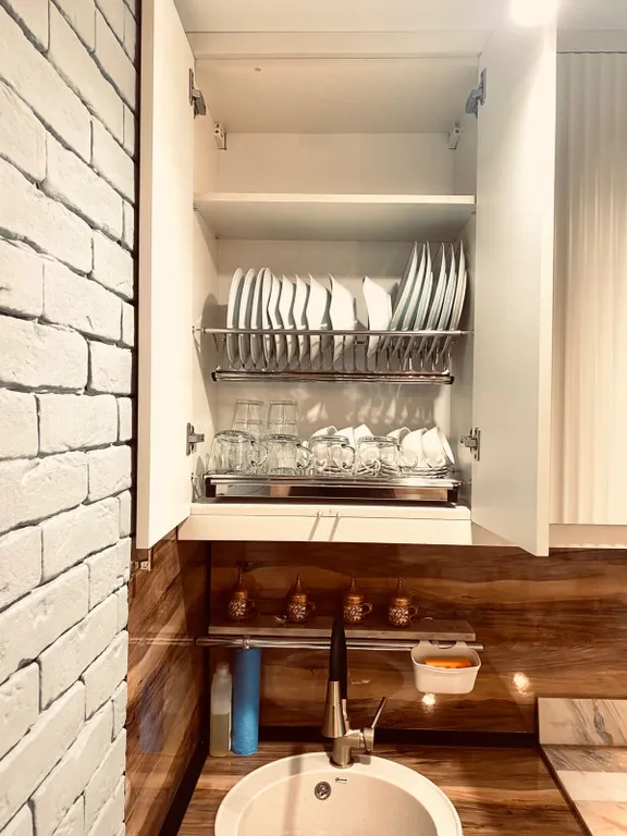 Комфортная квартира на берегу реки с живописным видом на горы