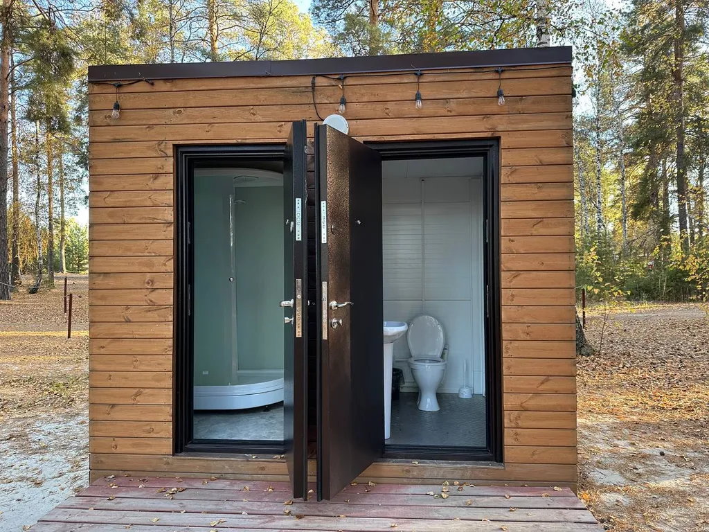 Уютный домик с видом на озеро