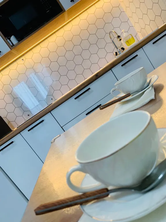 Квартира Уютная студия с кондиционером в доме рядом с аэропортом Толмачево — Обь