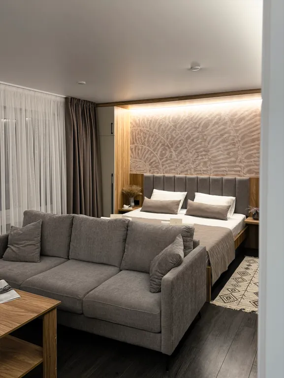 Дом с баней и бассейном