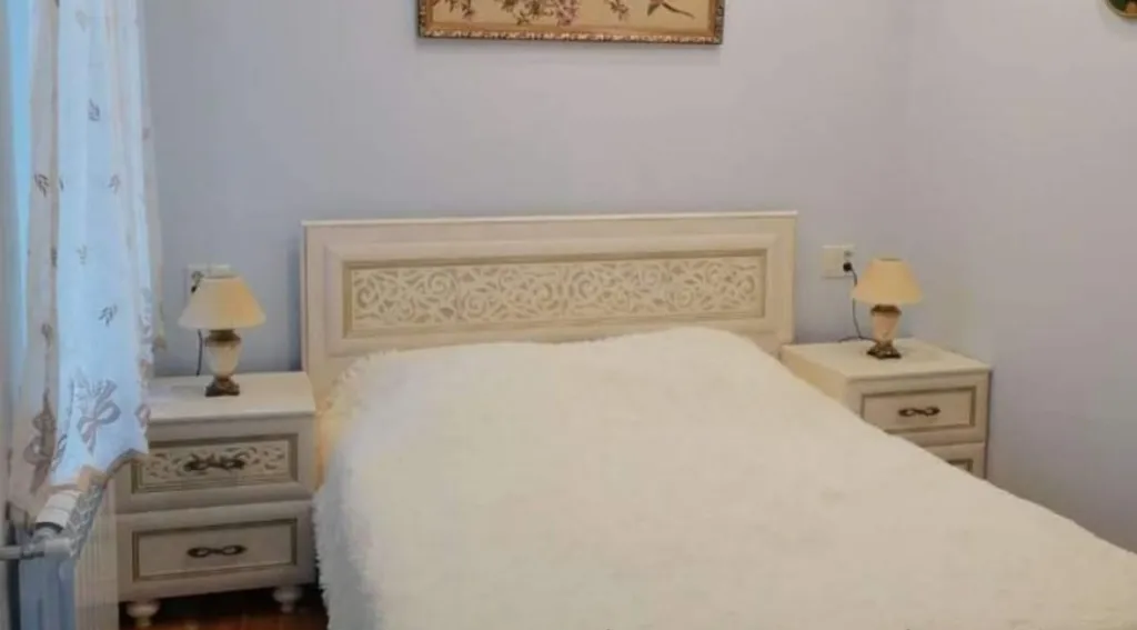 Домик с беседкой