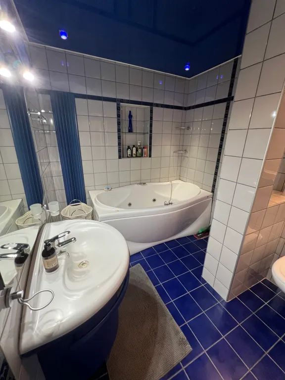 Просторная квартира в центре в 10 минутах до старого города