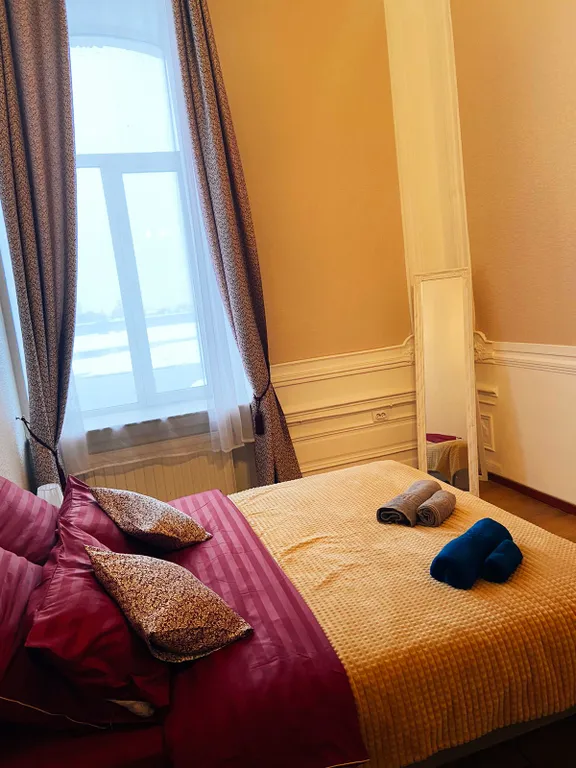 Квартира с шикарным видом на Неву, балкон, парковка