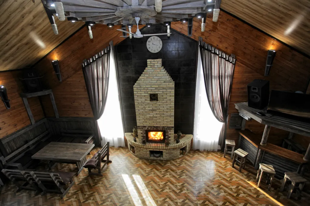 Дом с камином