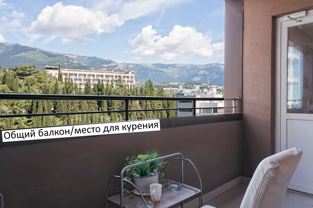 Стильная квартира с видом на море в Приморском парке