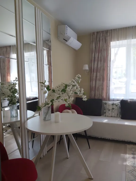 Дизайнерская студия у моря Солнечный акцент