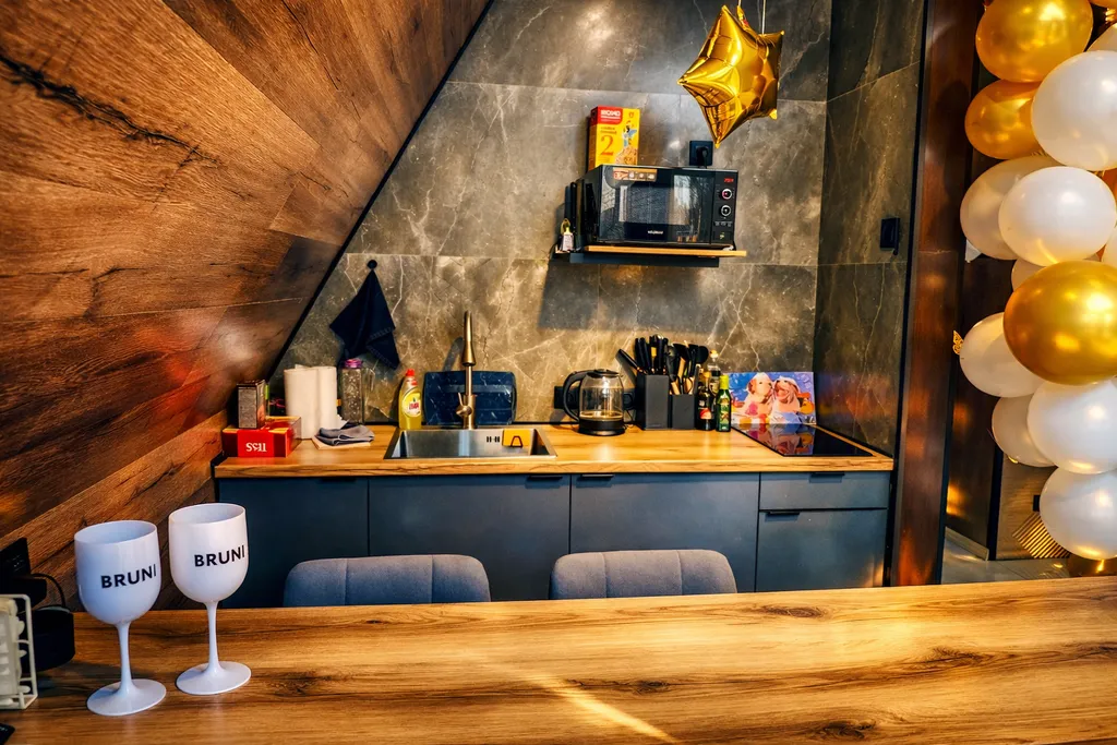 Афрейм с банным чаном и большой баней