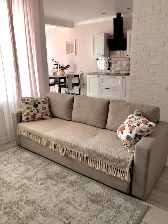 Квартира Уютная квартира с большой террасой в самом центре бухты — Геленджик