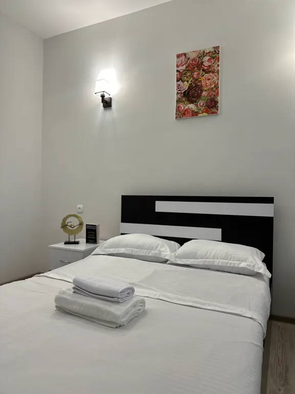 Art family guest house