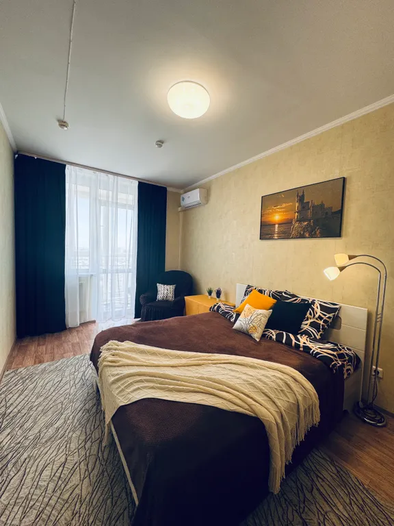 Уютная квартира у Планеты — аренда посуточно в Пермь