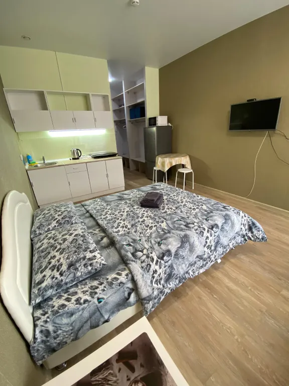 Судия в элитном доме, рядом с парком ангелов