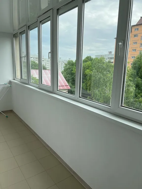 Современная трехкомнатная квартира в центре