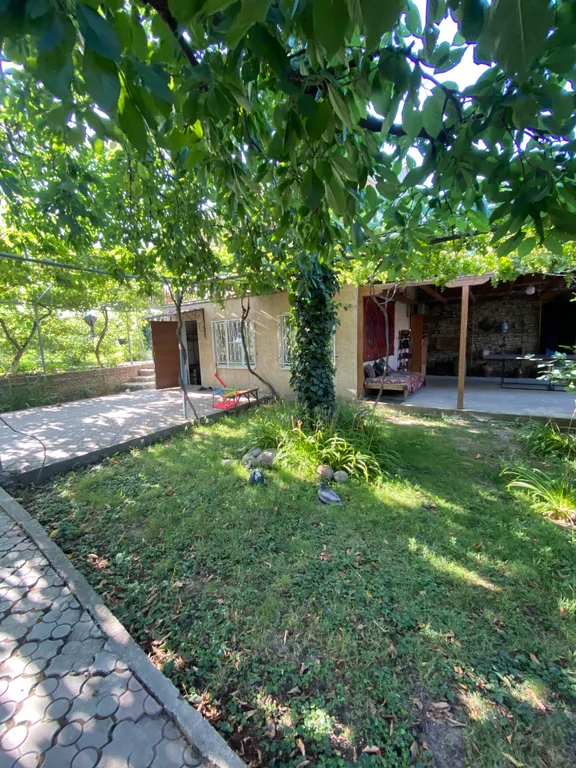 Уютная дача с видом на речку и фруктовый сад