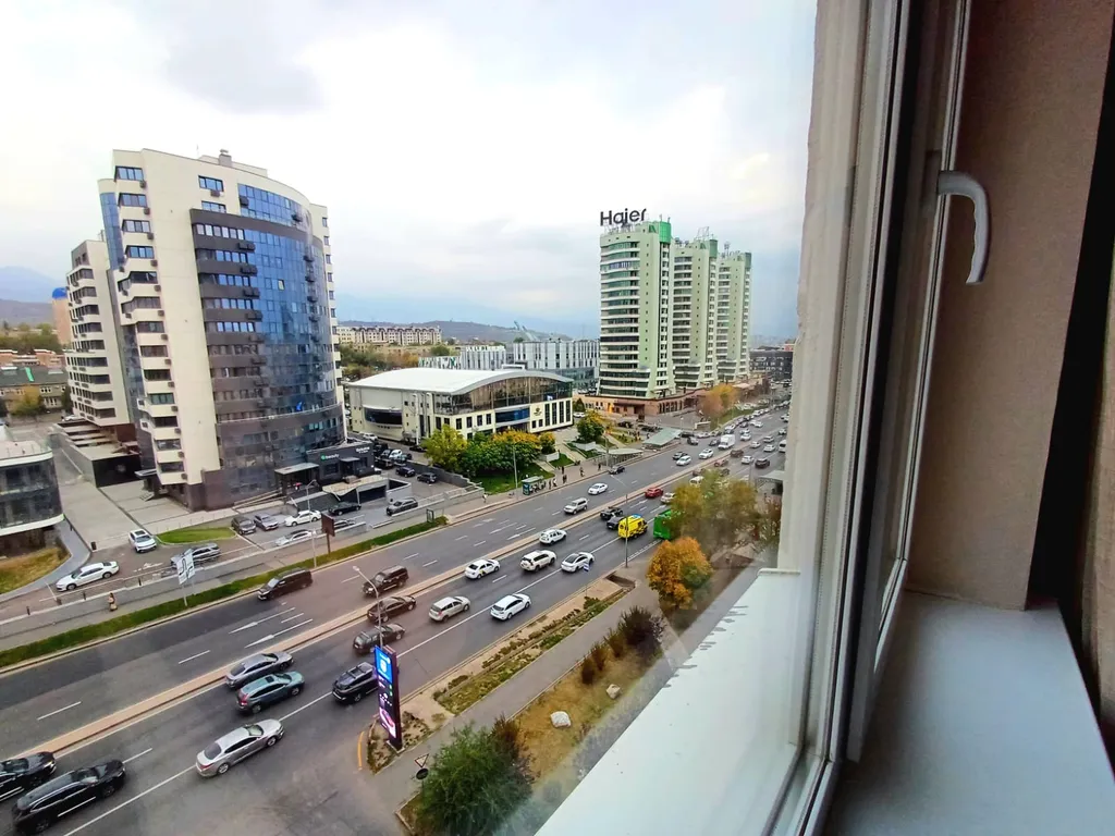 Красивая квартира с видом на горы — аренда посуточно в Алматы