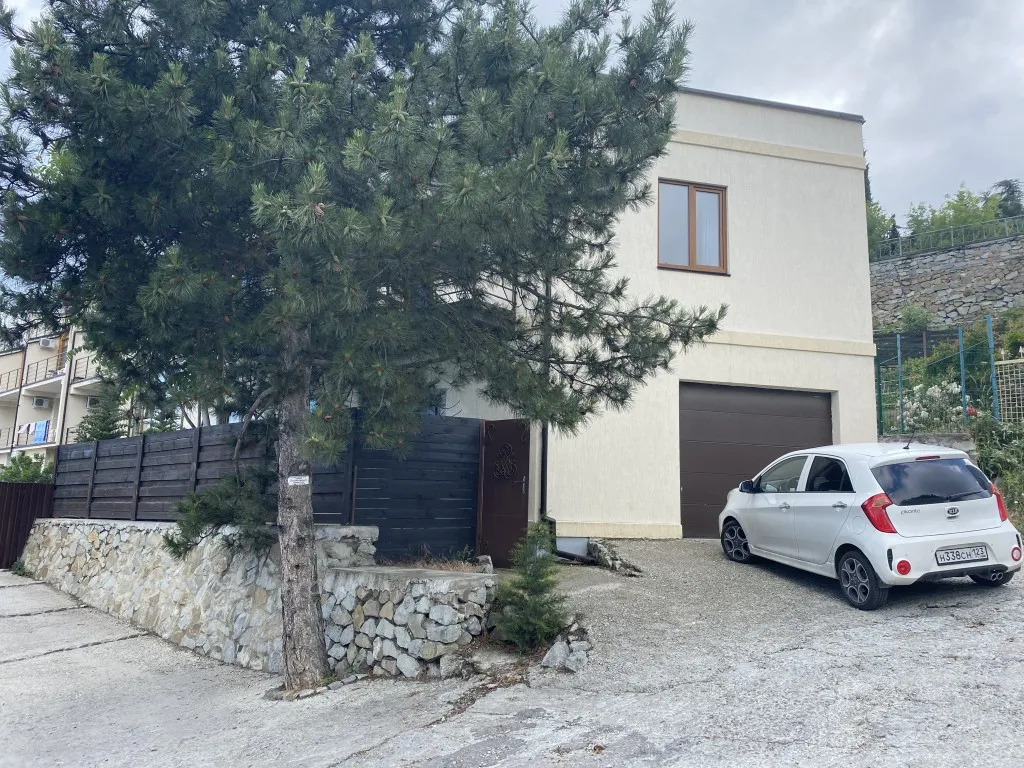 Аренда дома в Ялте возле Ялта интурист