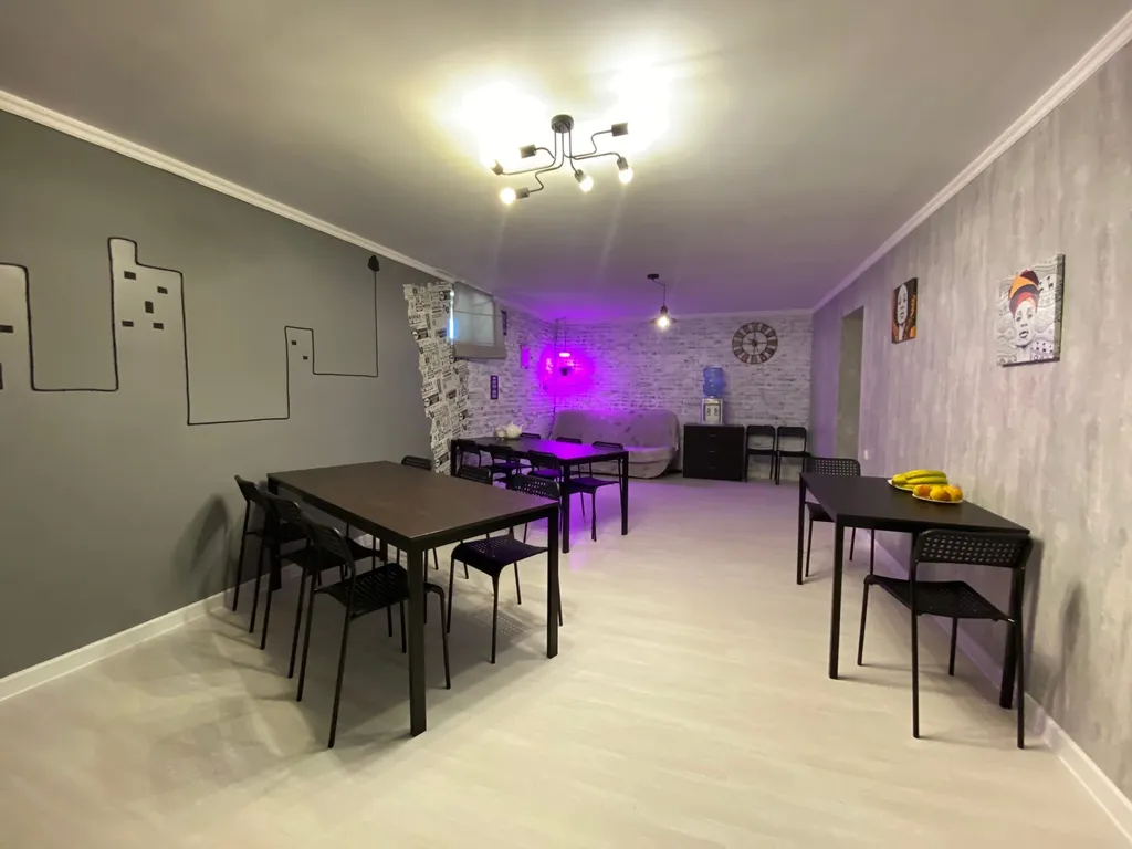 Вилла в сосновом бору с бассейном и видом на море и горы