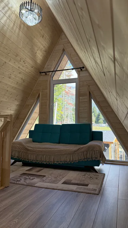 А-фрейм 3 с видом на горы и лес