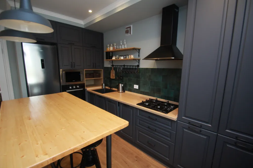 Двухкомнатные дизайнерские апартаменты в центре города