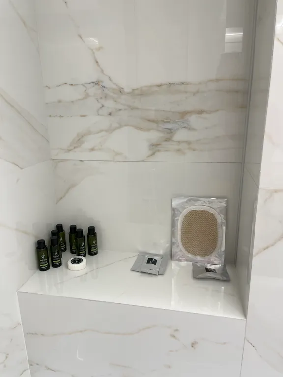 Двухкомнатная квартира в центре города с видом на набережную