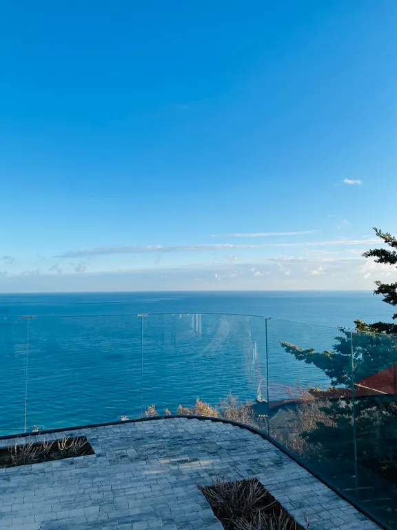 Студия с бассейном на семью с 2-3 детьми