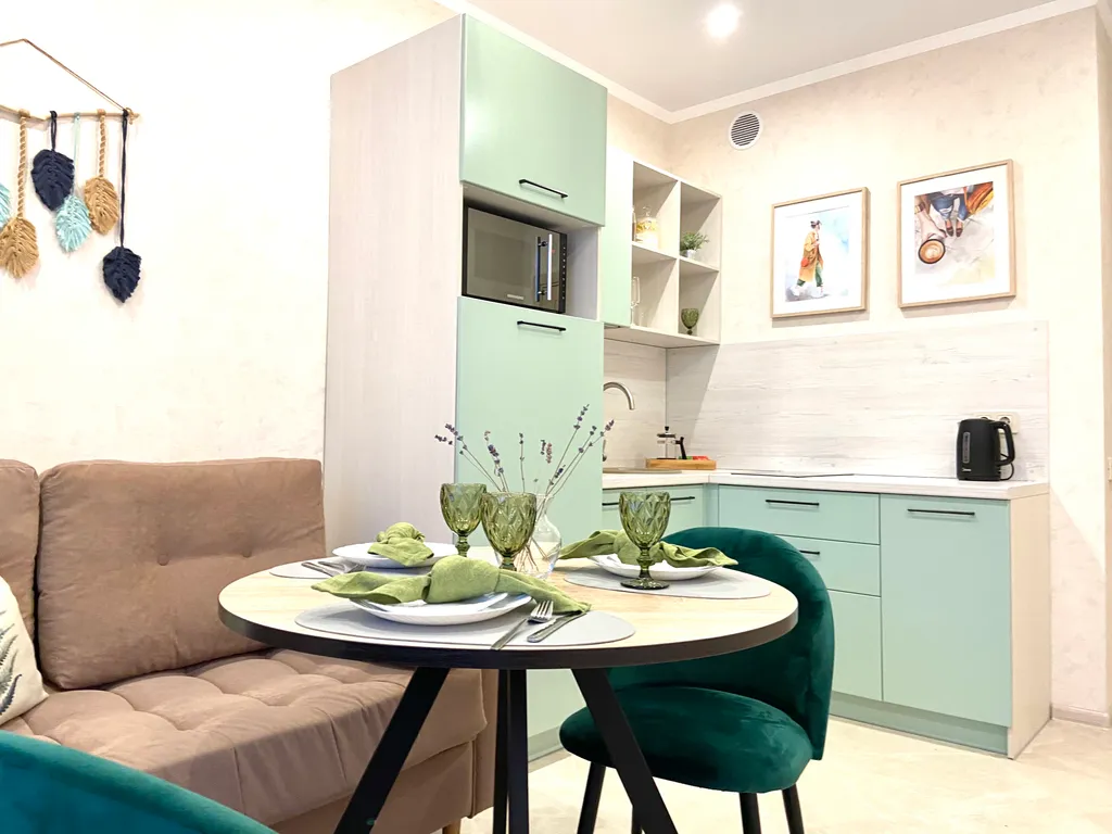 Современная квартира в центре в новом доме с частной парковкой