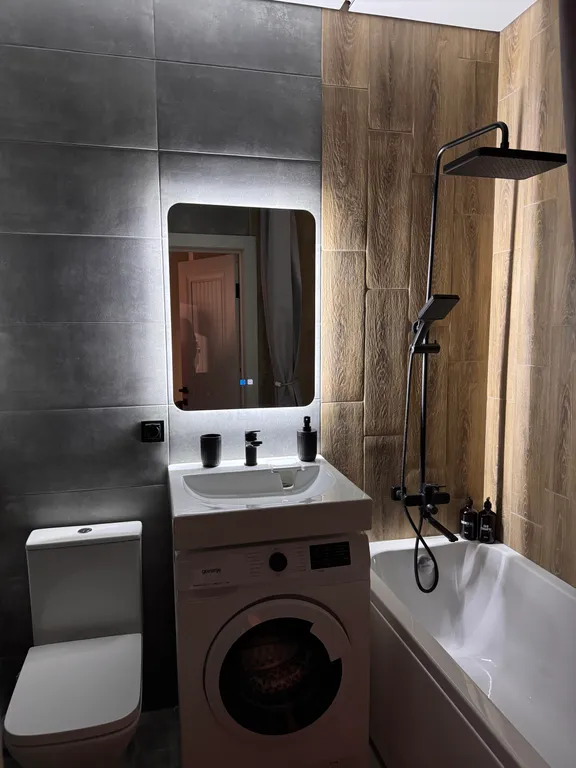 Современная квартира в элитном ЖК с охраной и парковкой