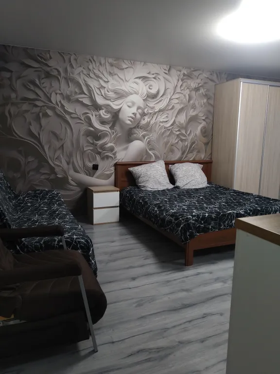 Уютная квартира в центре поселка