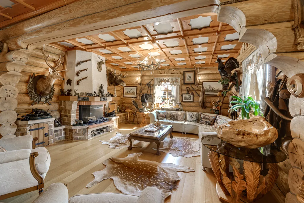 Оригинальный домик для гостей в заповедном месте