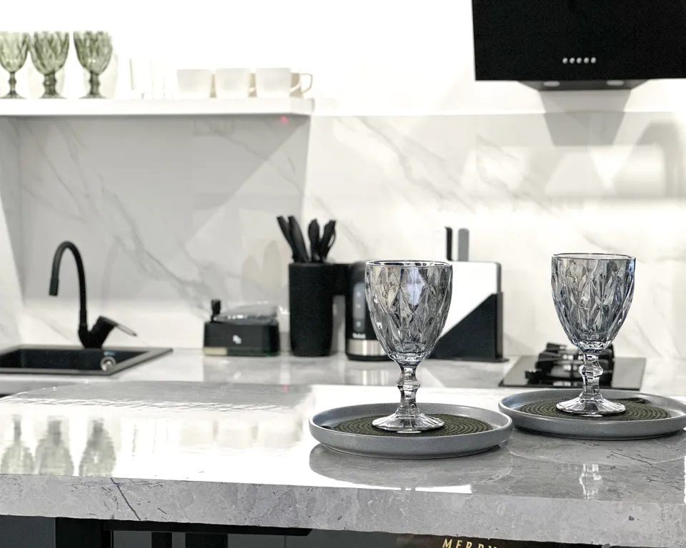 Квартира Стильная квартира с дизайнерским ремонтом в центре — Ярославль