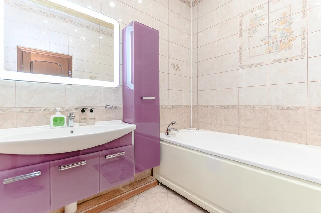 Коттедж Дом в элитном поселке с бассейном и сауной! — Вешки