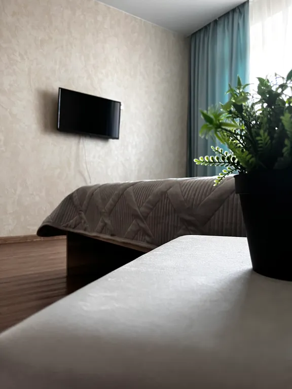 Квартира Большая двухкомнатная квартира в Советском районе — Красноярск