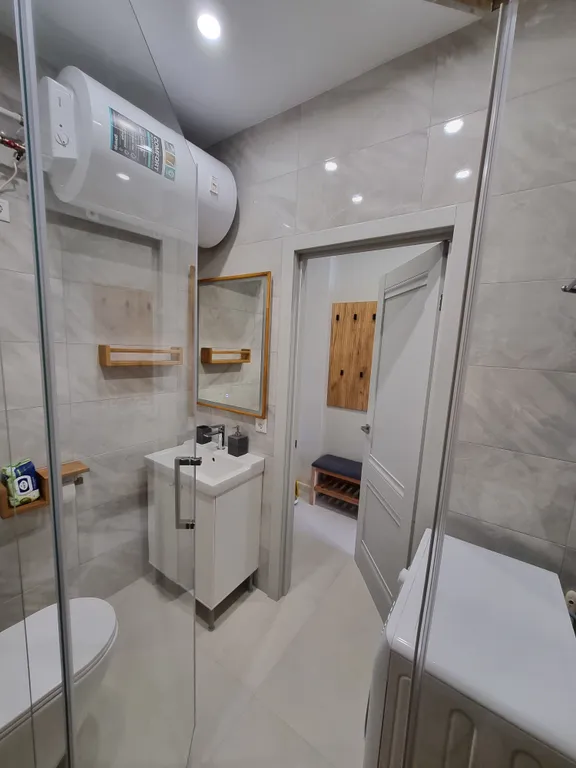 Студия в Ласпи с видом на море