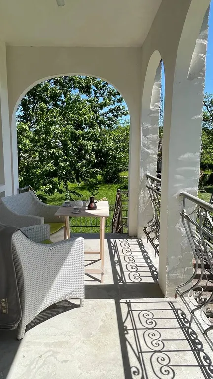 Дом в Абхазии, рядом сероводородные источники, море, река