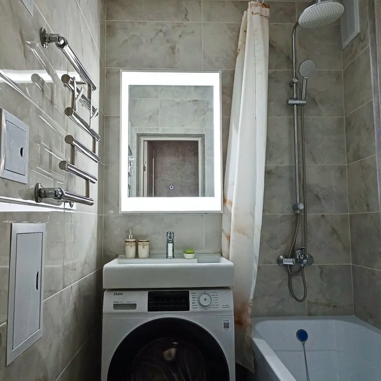 Уютная чистая квартира со свежим ремонтом в отличном районе