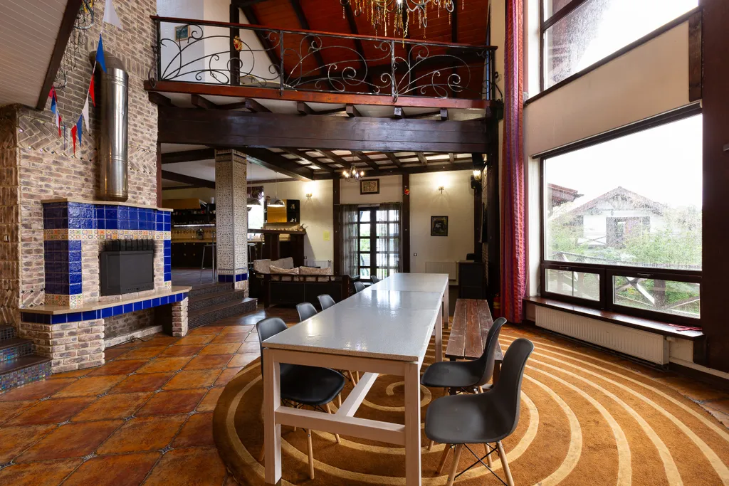 Коттедж 7-комнатный Дом — Ильинское