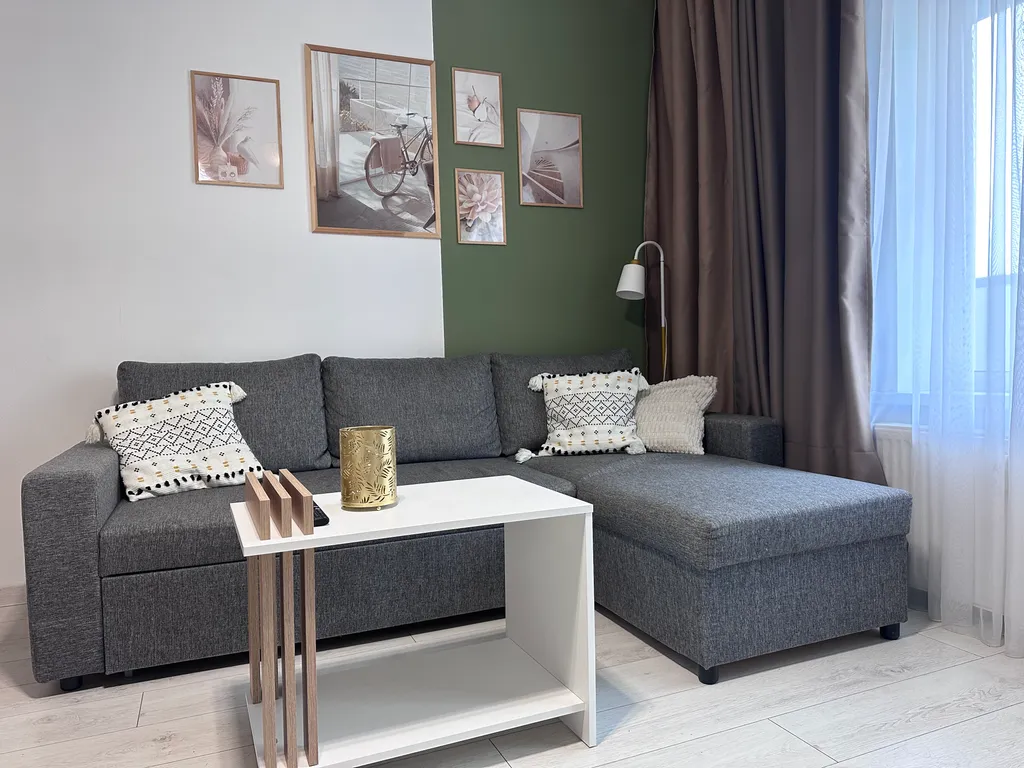 Квартира Thursday's apartment — аренда посуточно в Гатчина