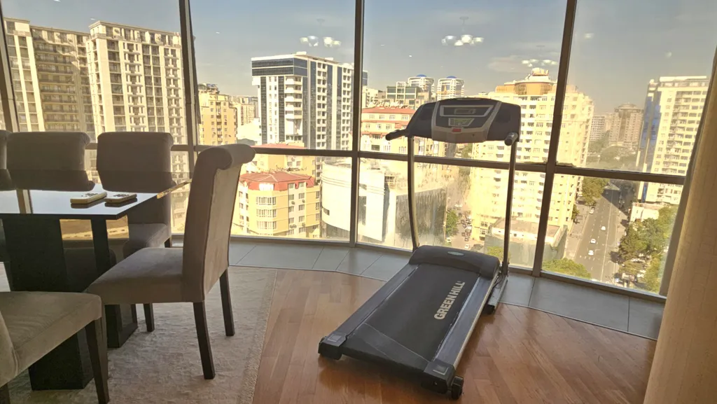 4-комнатная Квартира