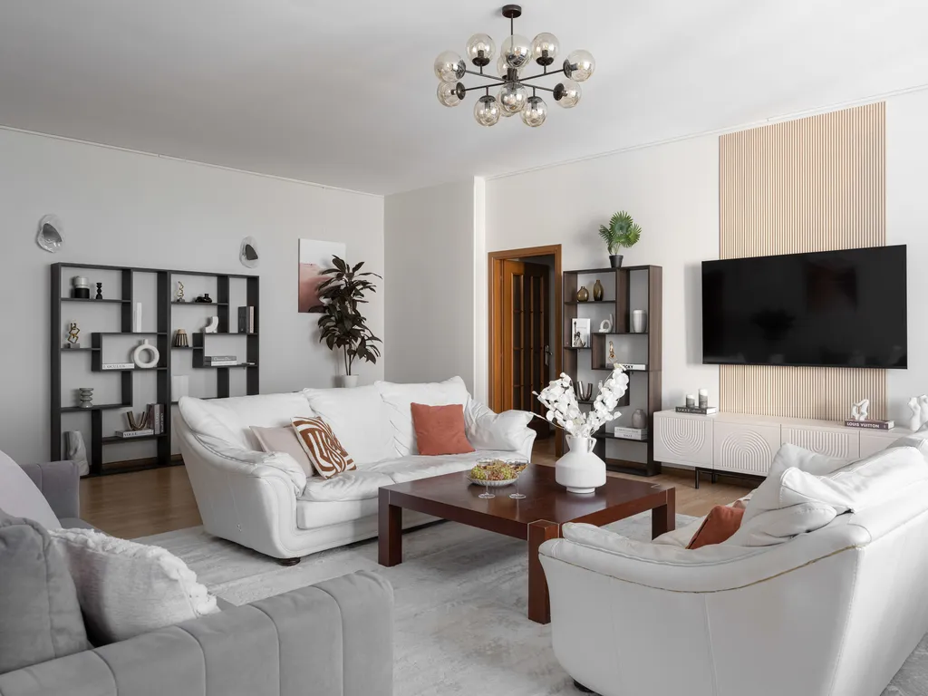 Четырехкомнатная квартира в элитном доме на Тверской