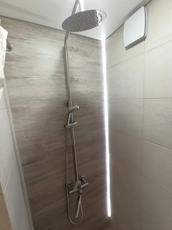 У аэропорта